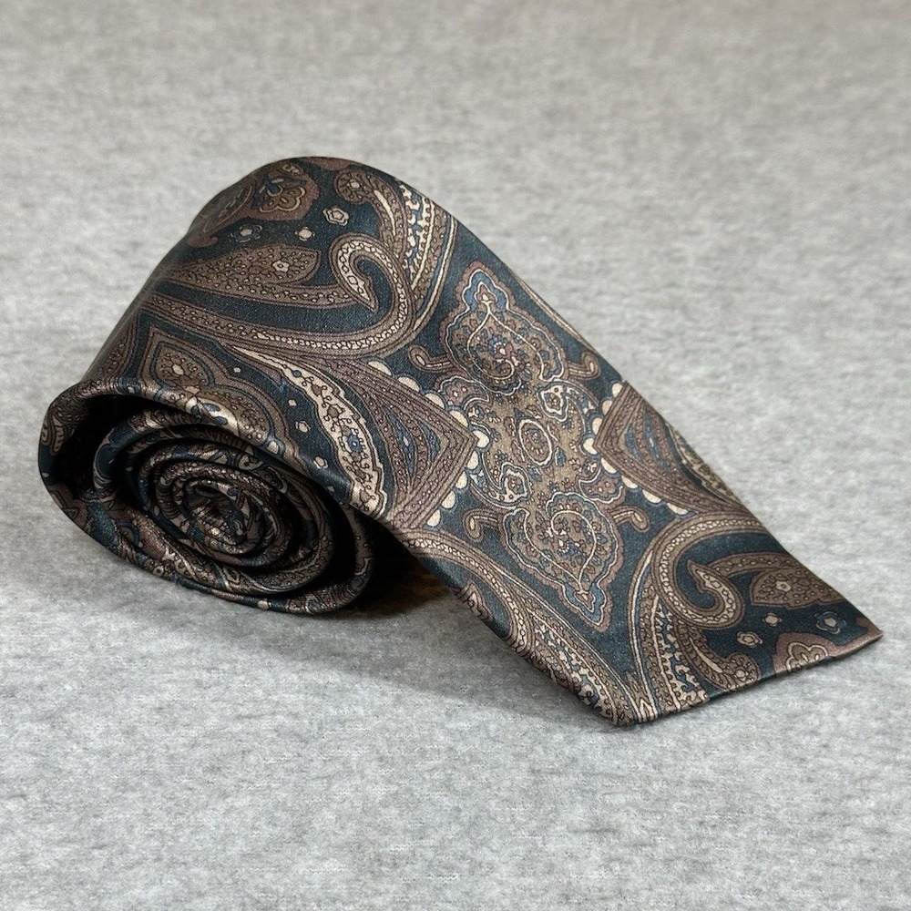 John Weitz Mens Tie Green Gold Paisley Polyester‎ Silk Blend Made In USA